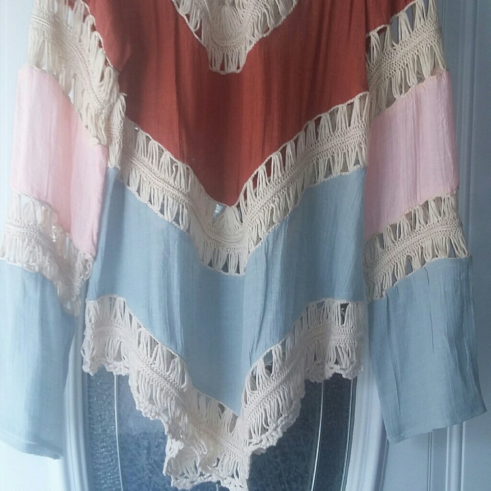 Spring Blouse - Picture 2 of 2